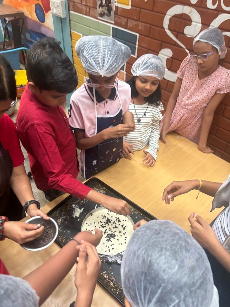 Hands-on making workshop at Makerverse